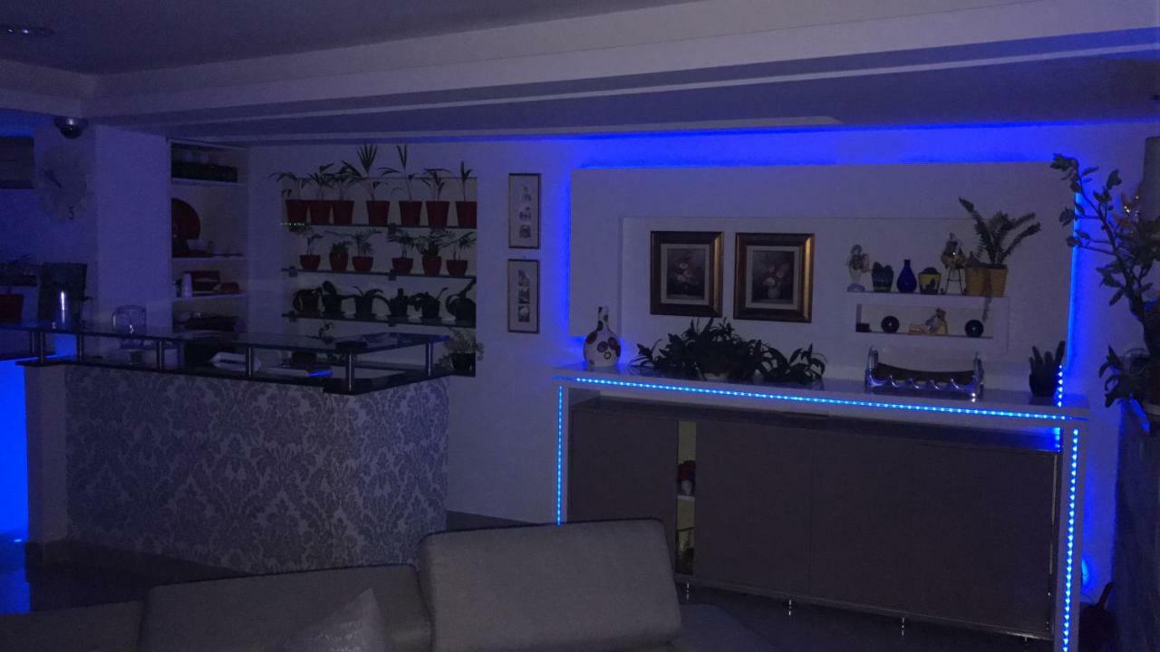 شقة Ozana Apartament كونستانتا المظهر الخارجي الصورة